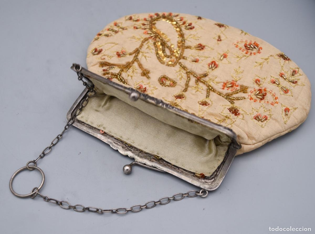 Antig&uuml;edades: Bolso antiguo con base de plata .800 - Foto 7