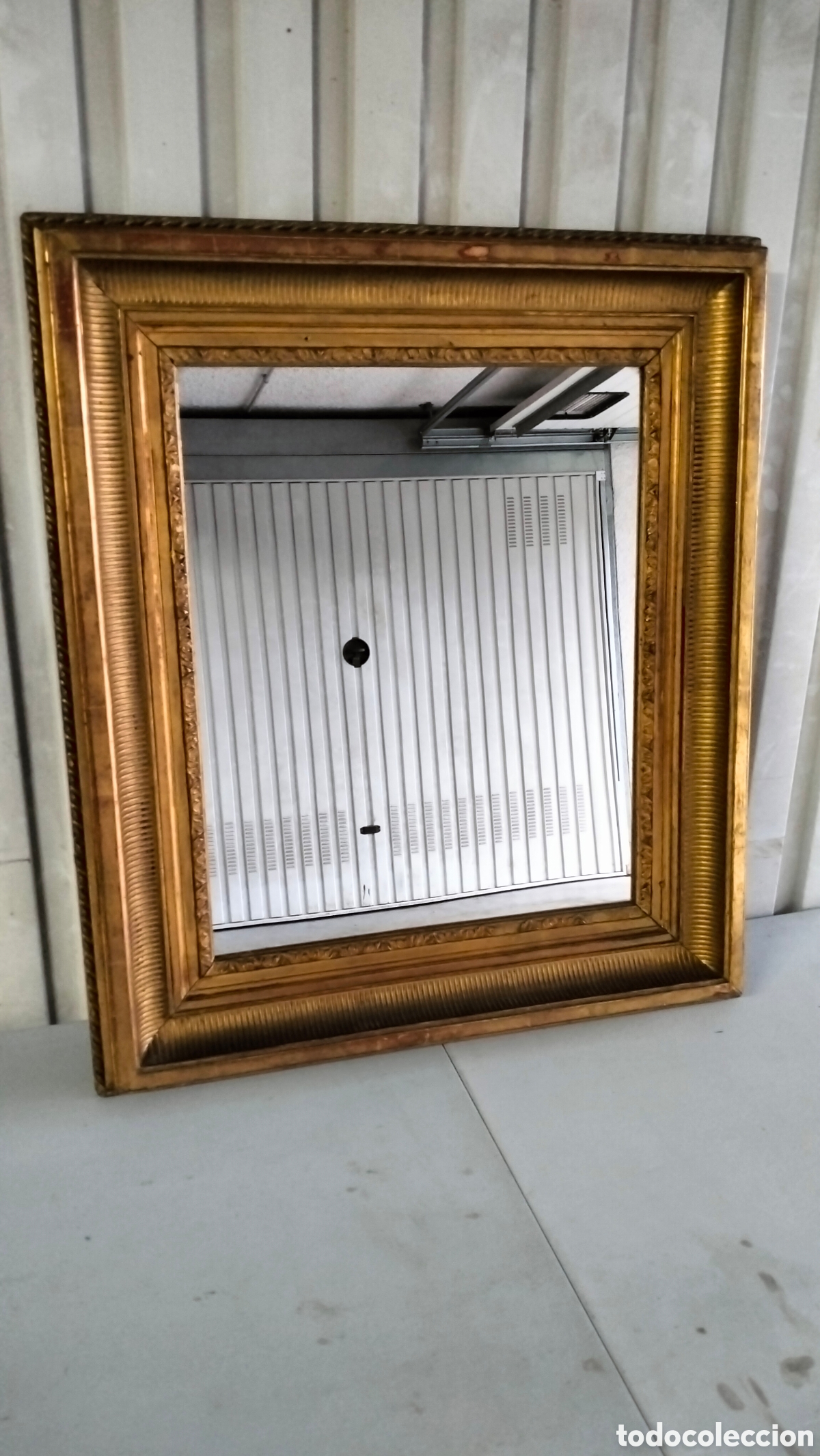 Antig&uuml;edades: Espejo muy antiguo de madera - Foto 1