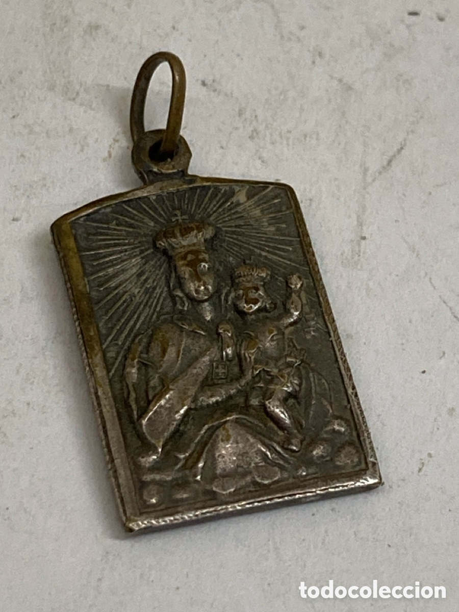 Antig&uuml;edades: Medalla de metal religioso C202 - Foto 1