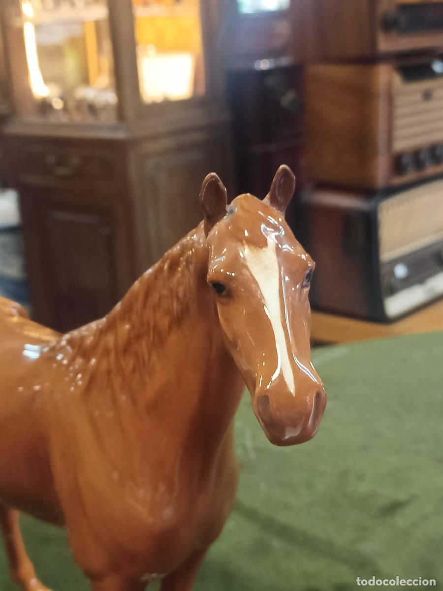 Antig&uuml;edades: Caballo de porcelana inglesa, Beswick. REF-2079 - Foto 3