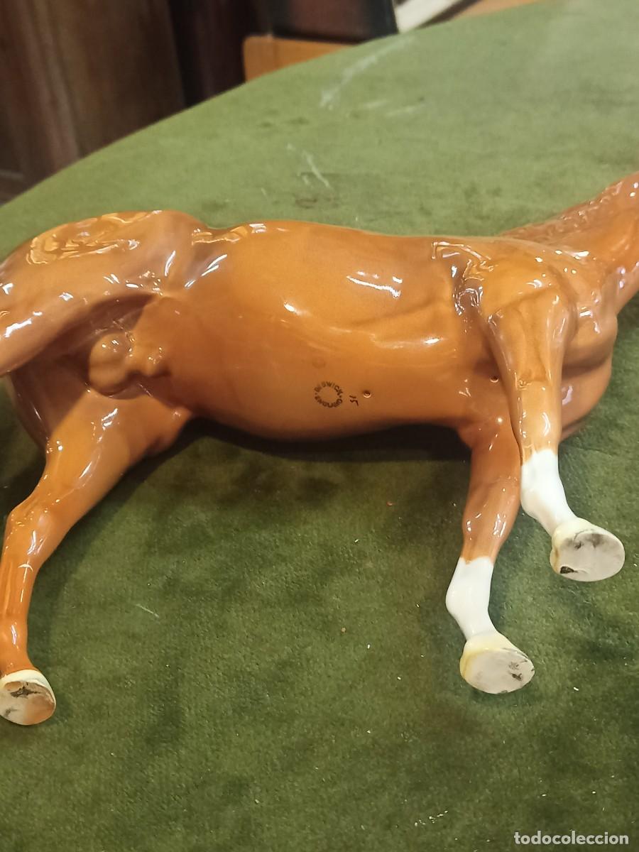 Antig&uuml;edades: Caballo de porcelana inglesa, Beswick. REF-2079 - Foto 4