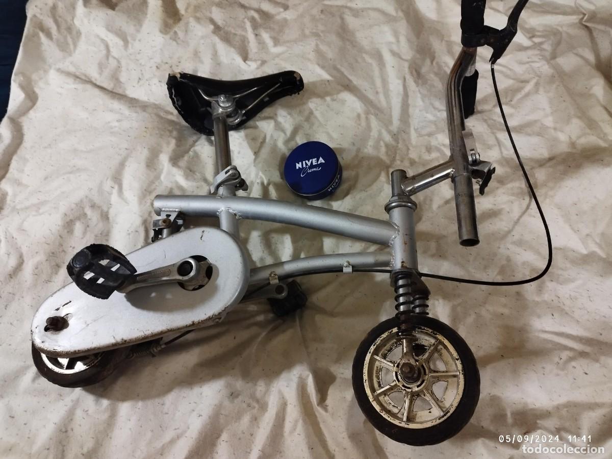 Antig&uuml;edades: Mini bicicleta Funciona - Foto 2