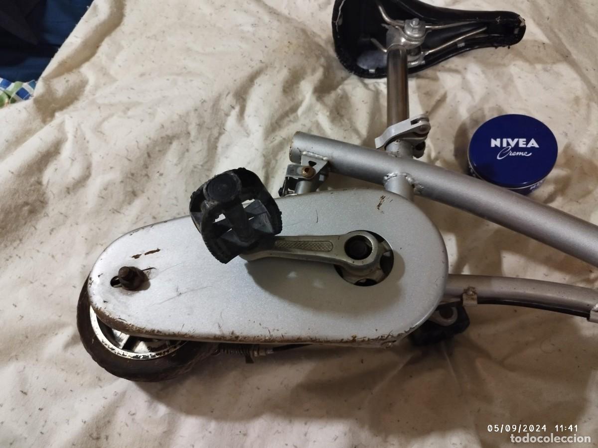 Antig&uuml;edades: Mini bicicleta Funciona - Foto 8