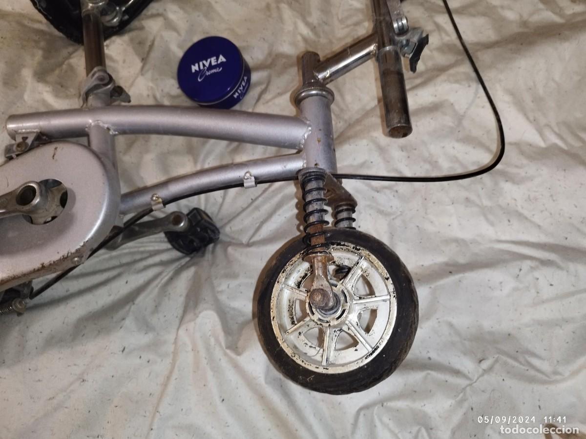 Antig&uuml;edades: Mini bicicleta Funciona - Foto 10
