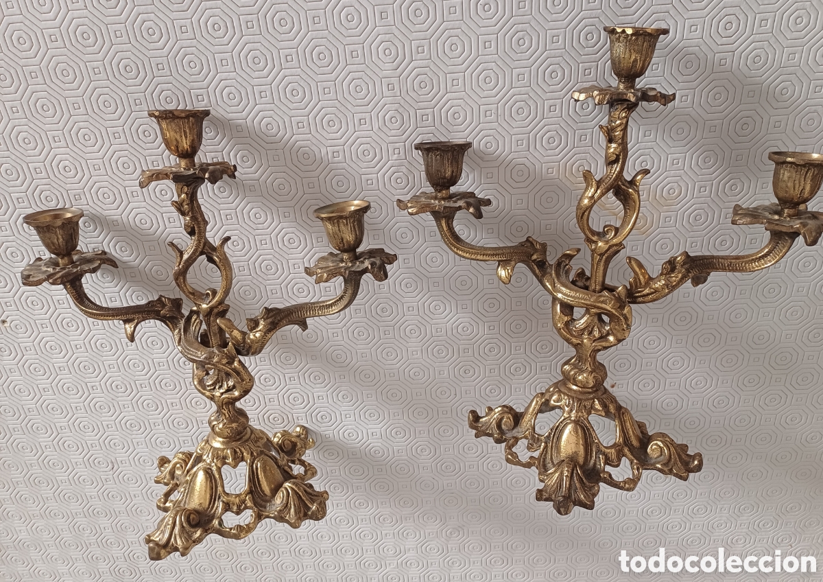Antig&uuml;edades: Candelabros bronce tres brazos perfectos - Foto 1