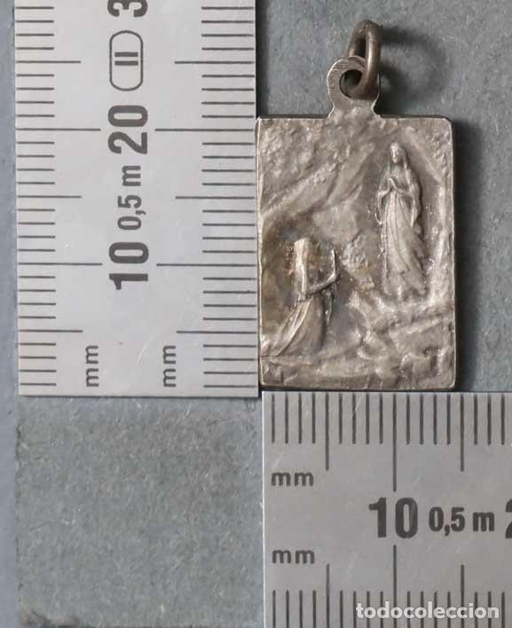Antig&uuml;edades: MEDALLA. NTRA SRA DE LOURDES. PLATA - Foto 2