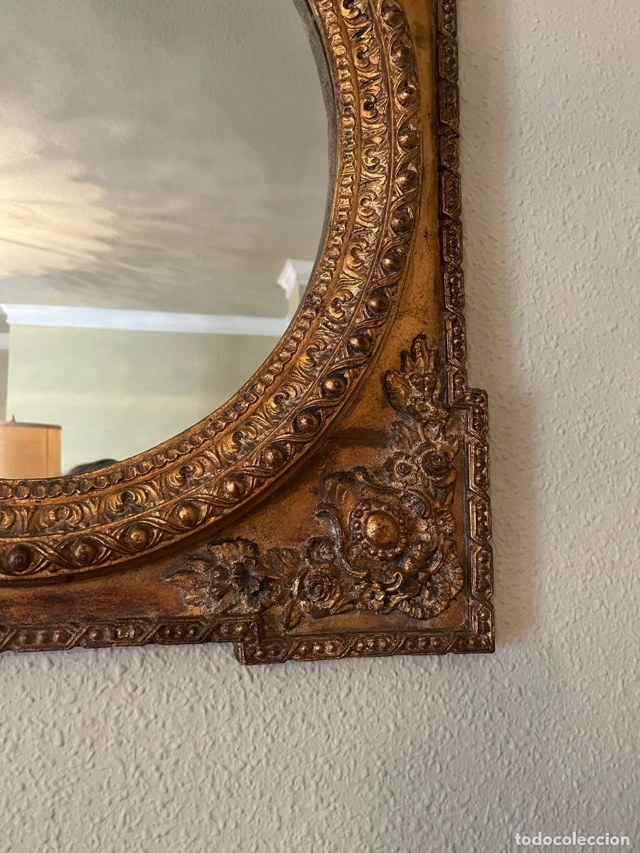 Antig&uuml;edades: Elegante marco con espejo ovalado. - Foto 3
