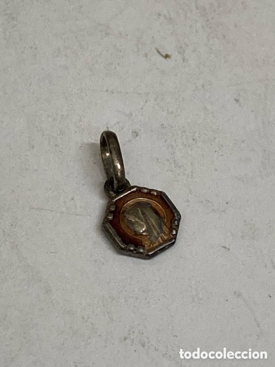 Antig&uuml;edades: Medalla de plata religiosa C231 - Foto 1