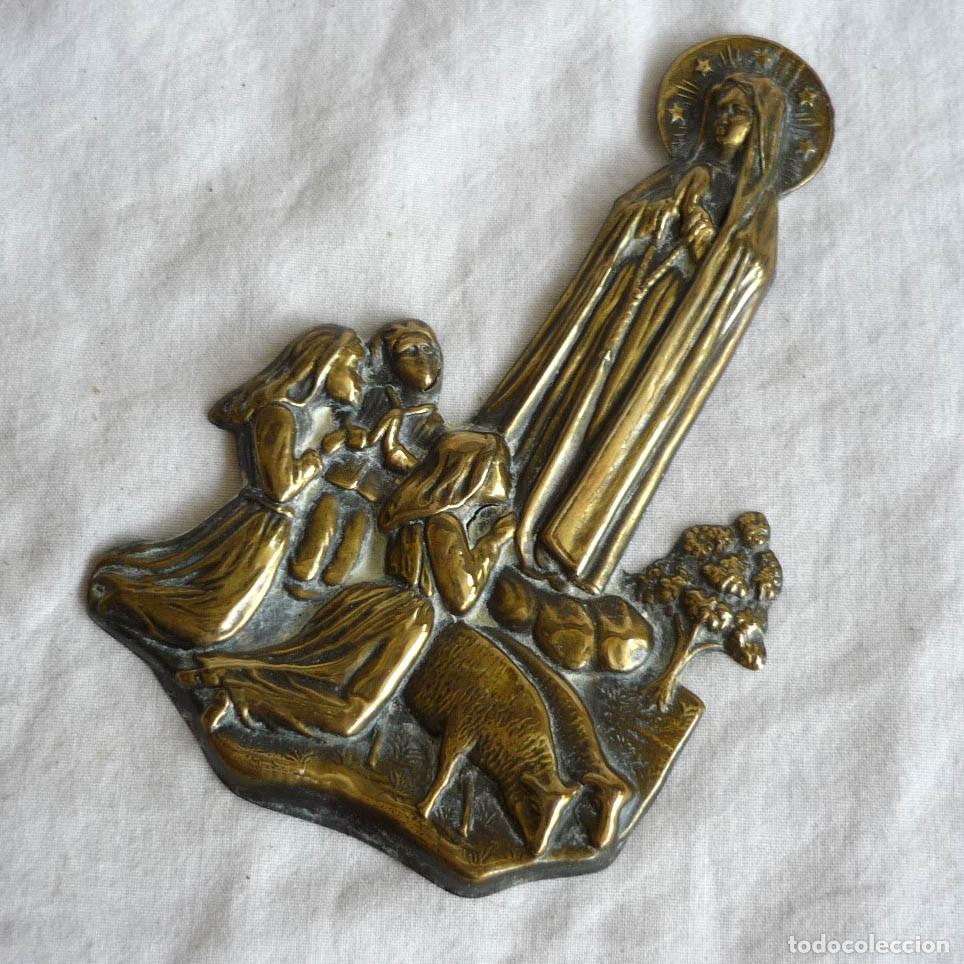 Antig&uuml;edades: Relieve de lat&oacute;n Virgen de F&aacute;tima - Foto 1