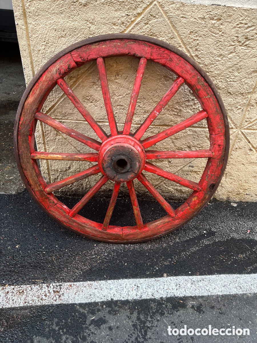 Antig&uuml;edades: Antigua rueda de radios. - Foto 1