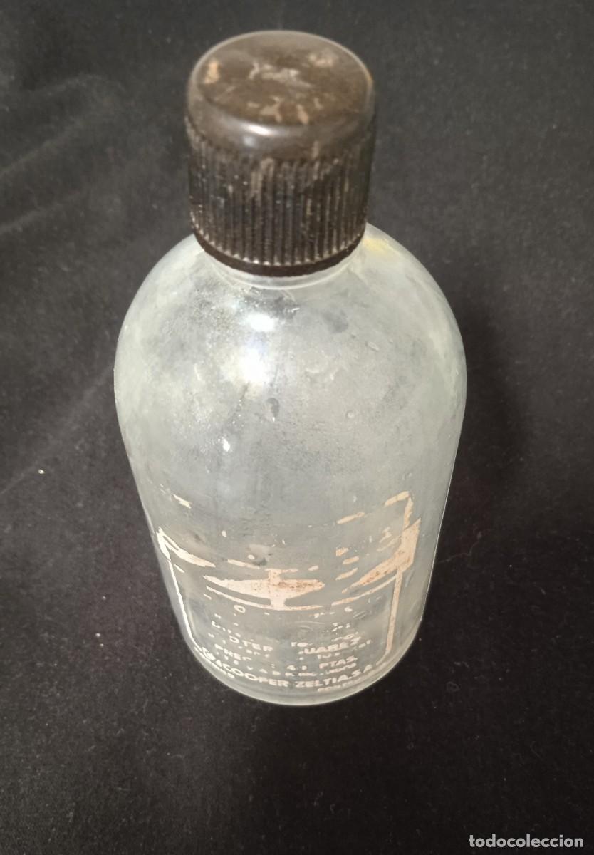 Antig&uuml;edades: Antigua botella loci&oacute;n ZZ. - Foto 3