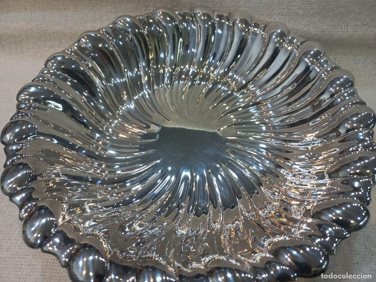Antig&uuml;edades: BANDEJA (panera) &uml;VALERO&uml; silver plated ondas - Foto 2