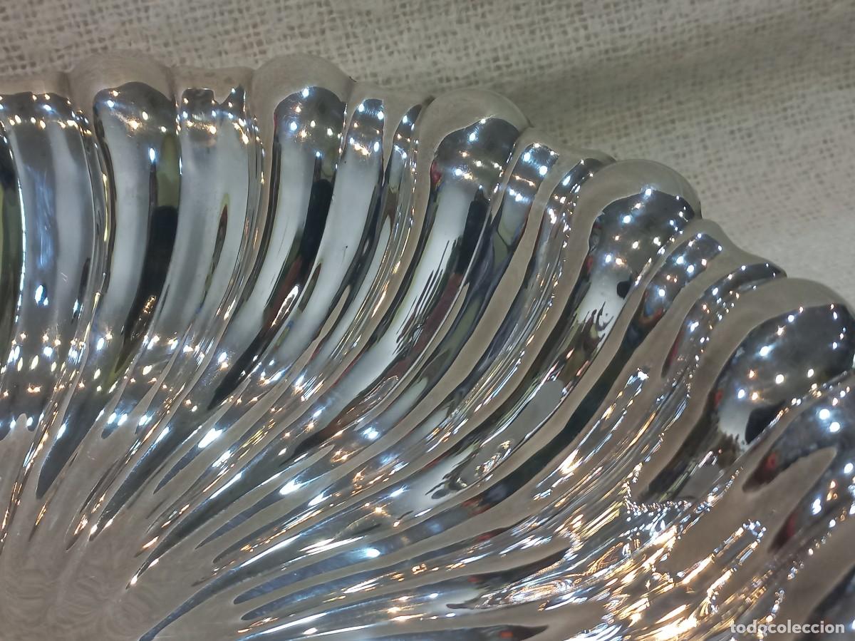 Antig&uuml;edades: BANDEJA (panera) &uml;VALERO&uml; silver plated ondas - Foto 4