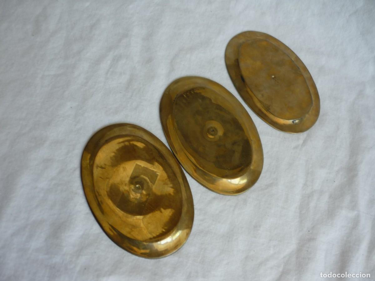 Antig&uuml;edades: 3 bandejas de bronce esmaltadas buhos - Foto 7
