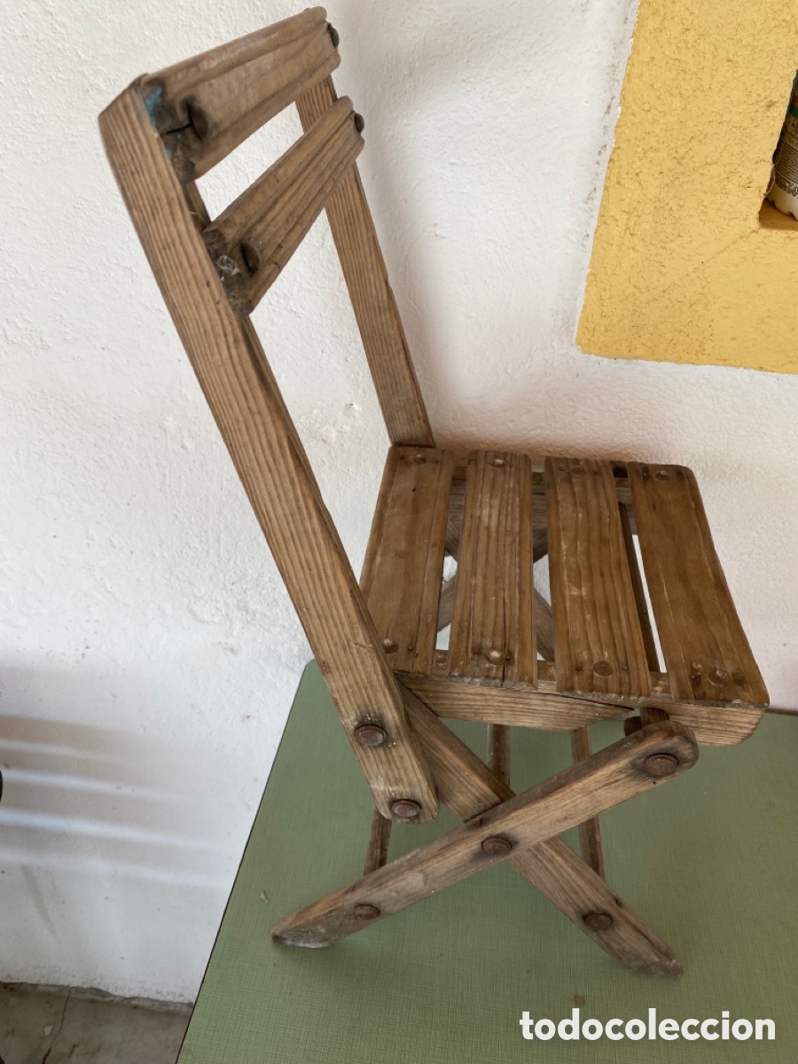 Antig&uuml;edades: Silla antigua infantil de madera - Foto 1