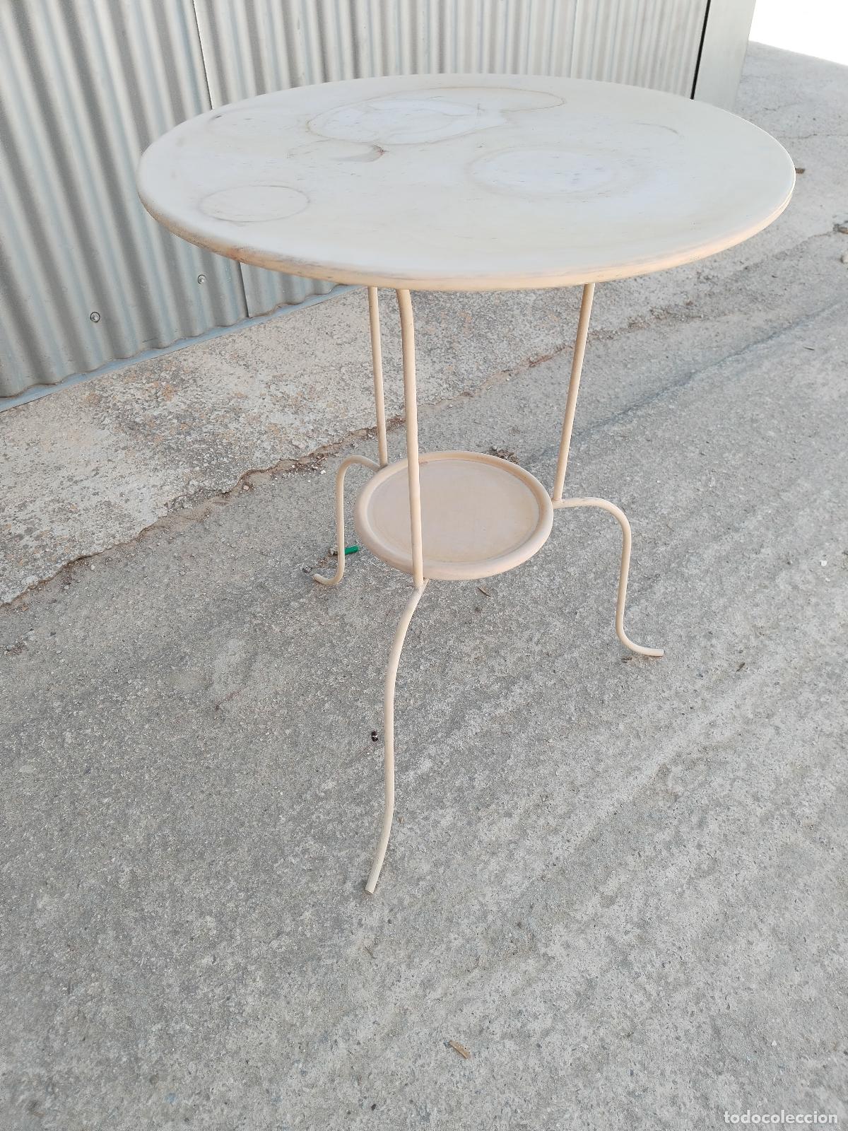 Antig&uuml;edades: mesa de jardin de hierro hueco - Foto 2