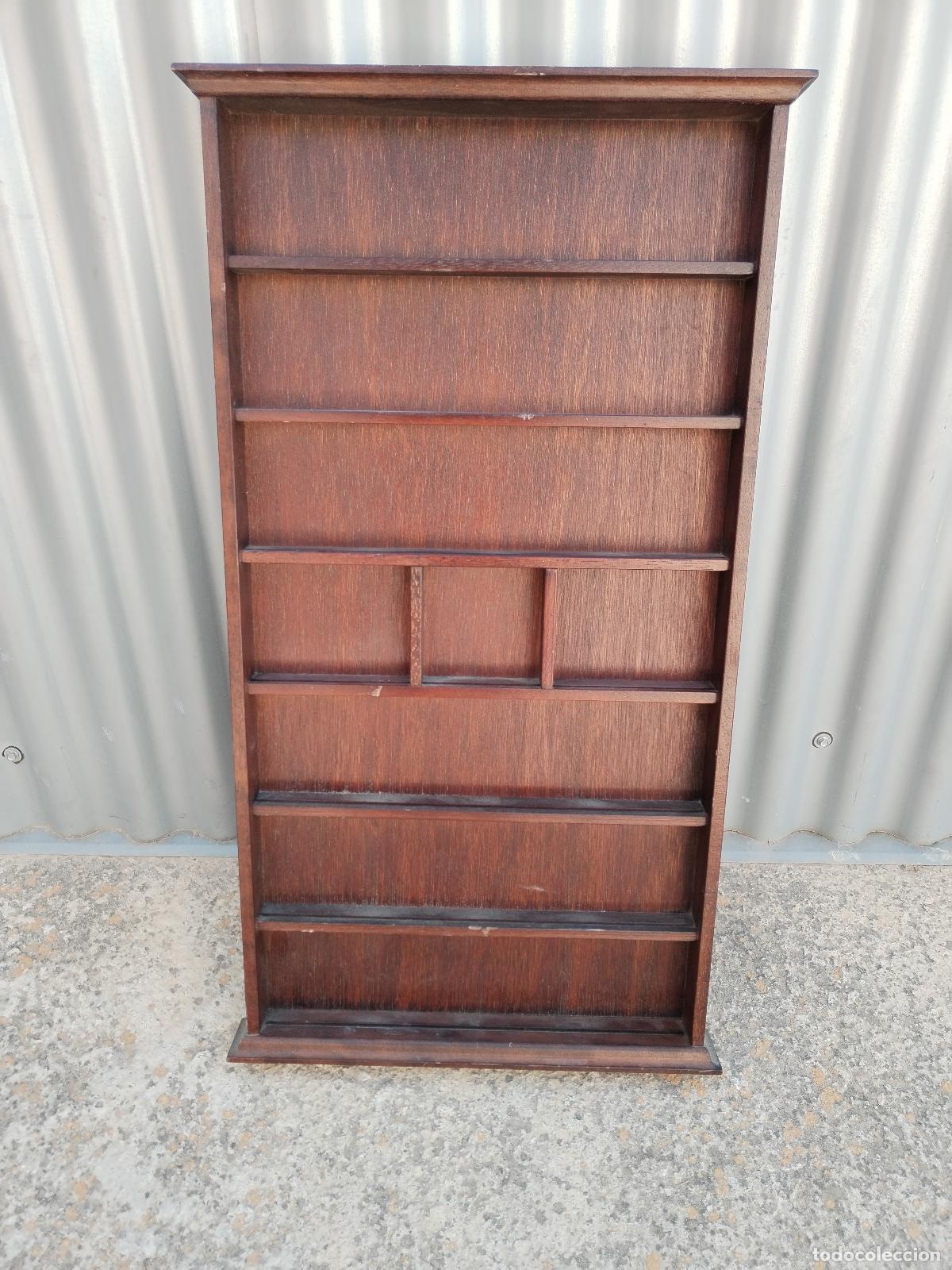 Antig&uuml;edades: extanteria de pared, repisa expositor de madera - Foto 4