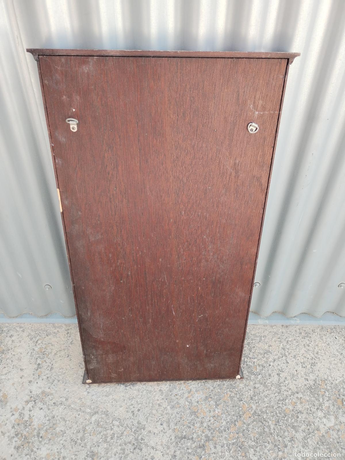 Antig&uuml;edades: extanteria de pared, repisa expositor de madera - Foto 5