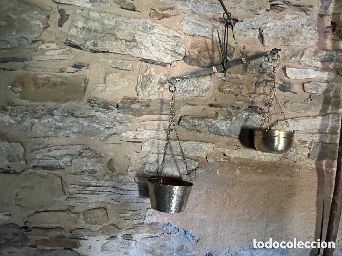 Antig&uuml;edades: BALANZA DE DOS PLATOS HONDOS