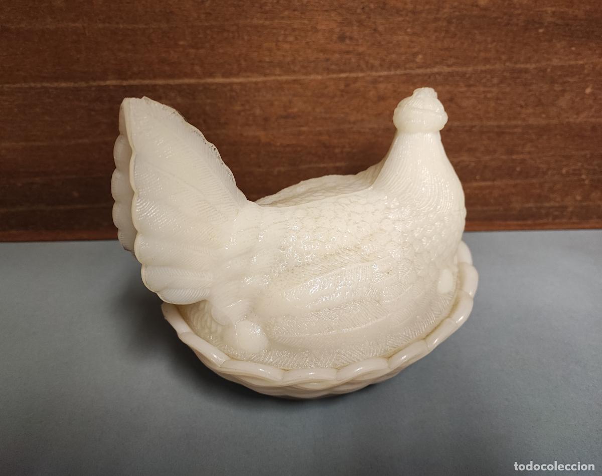 Antig&uuml;edades: BOMBONERA GALLINA EN OPALINA , S.XIX - Foto 2