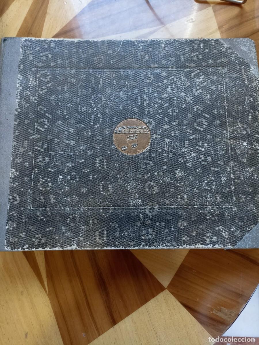 Antig&uuml;edades: Album con 10 discos de pizarra