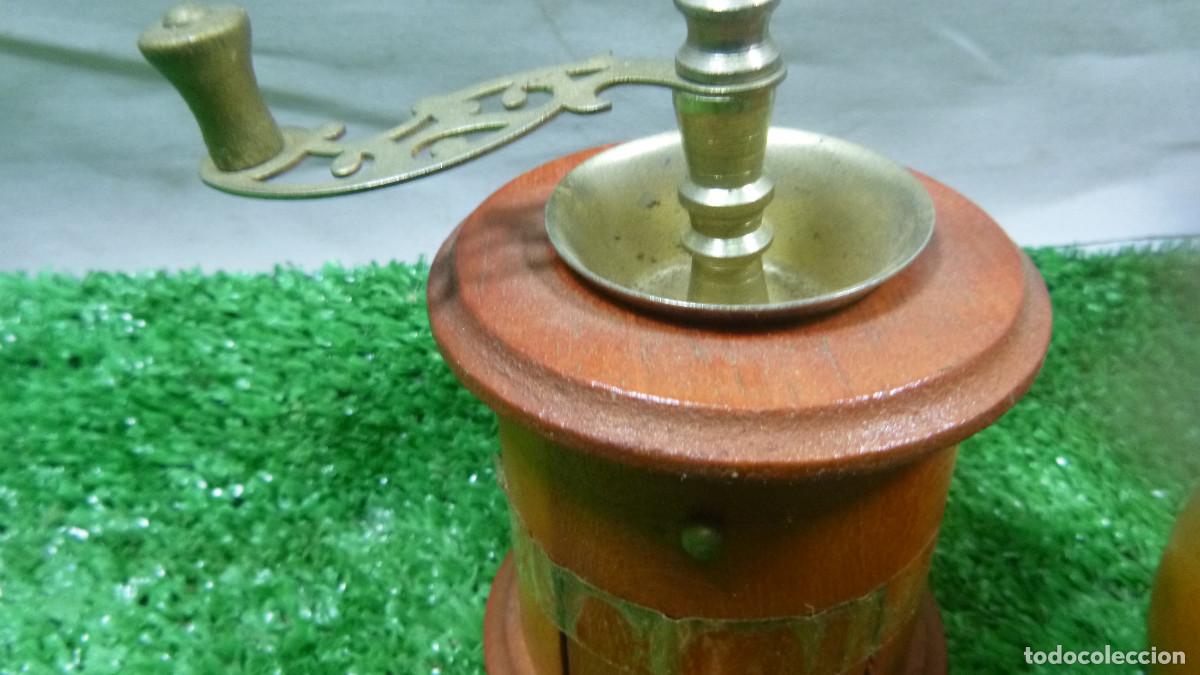 Antig&uuml;edades: LOTE DOS MOLINILLOS EN MINIATURA - Foto 2