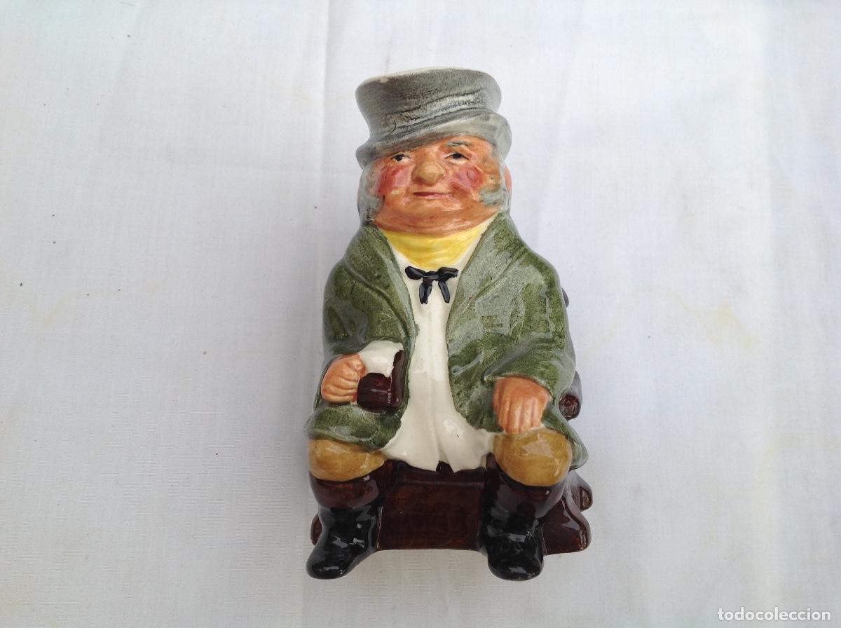 Antig&uuml;edades: Jarrita inglesa en forma de bebedor sentado - Foto 1