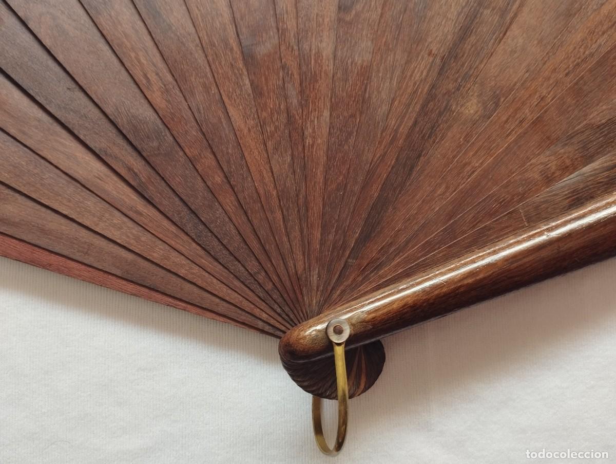 Antig&uuml;edades: Antiguo abanico de madera noble - Foto 3