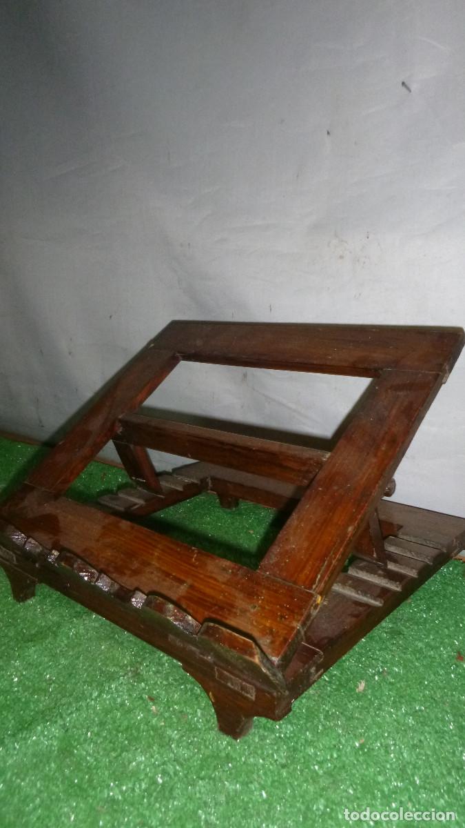 Antig&uuml;edades: ANTIGUO ATRIL MADERA DE PINO - Foto 1