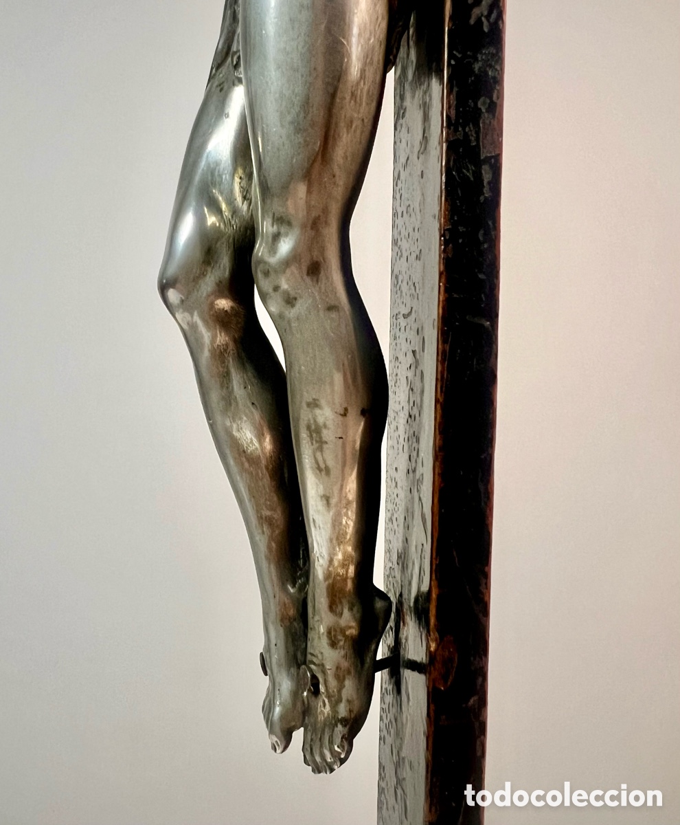 Antig&uuml;edades: Crucifijo de Bronce plateado. S.XVIII - Foto 6