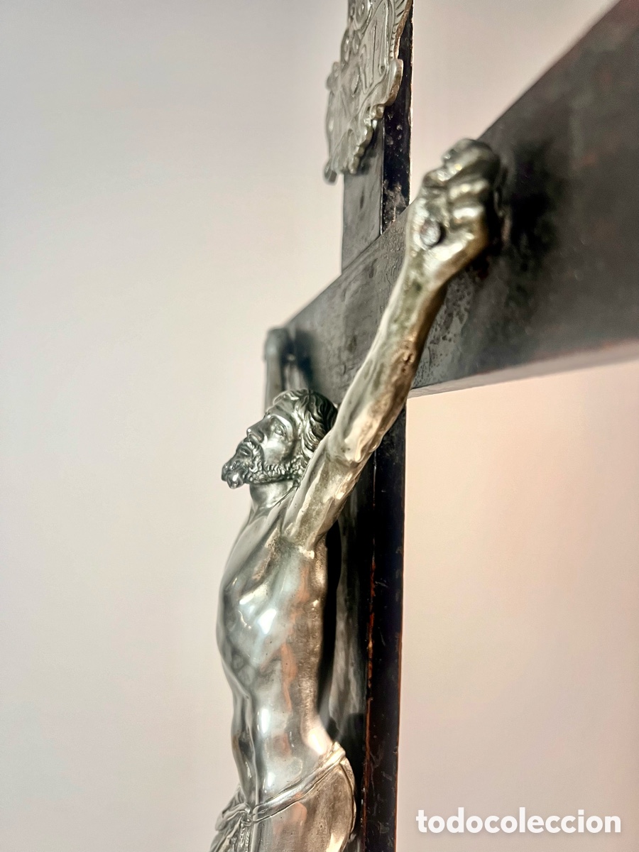 Antig&uuml;edades: Crucifijo de Bronce plateado. S.XVIII - Foto 8