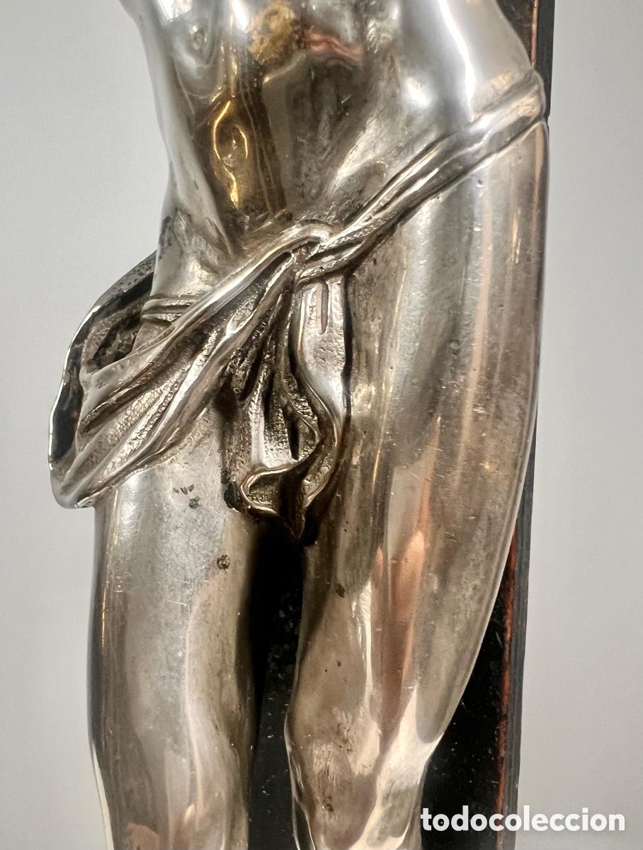 Antig&uuml;edades: Crucifijo de Bronce plateado. S.XVIII - Foto 4