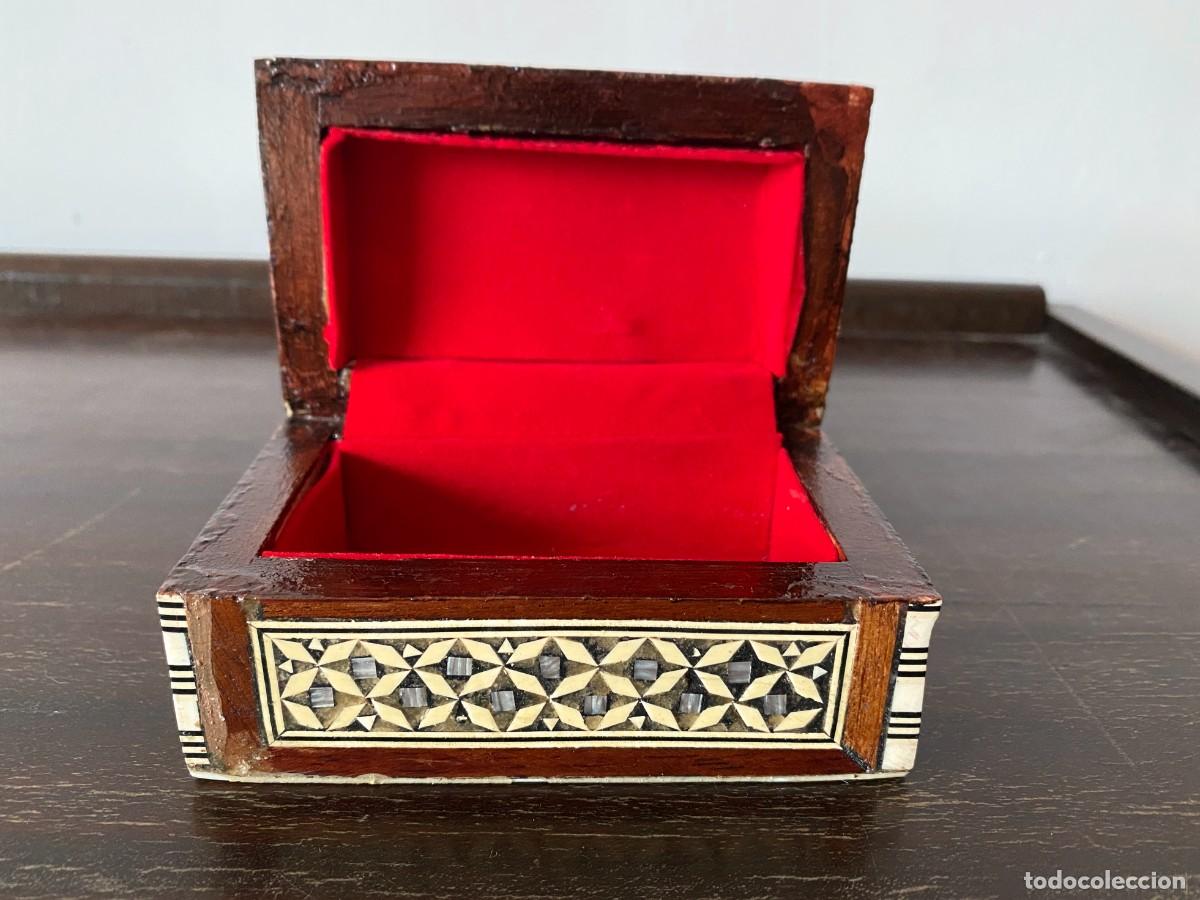 Antig&uuml;edades: JOYERO / COFRE DE MADERA CON MARQUETER&Iacute;A - Foto 7
