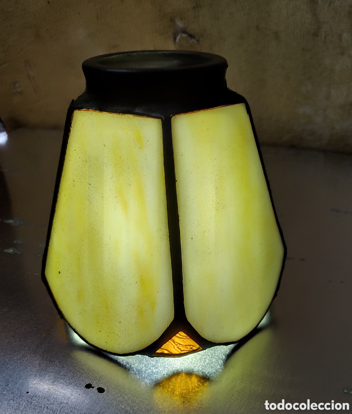 Antig&uuml;edades: 3 tulipas cristal emplomado - Foto 1