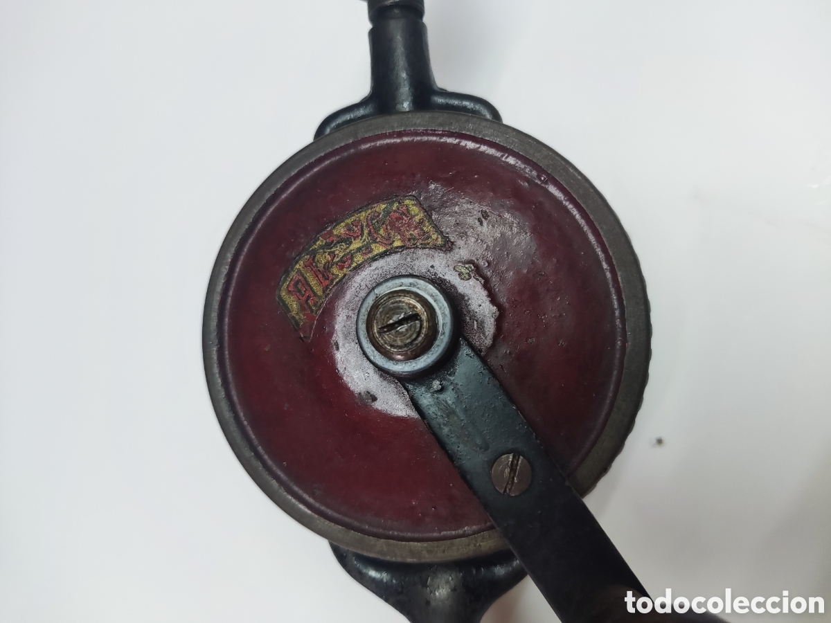 Antig&uuml;edades: Berbiqu&iacute; antiguo en perfecto estado - Foto 6