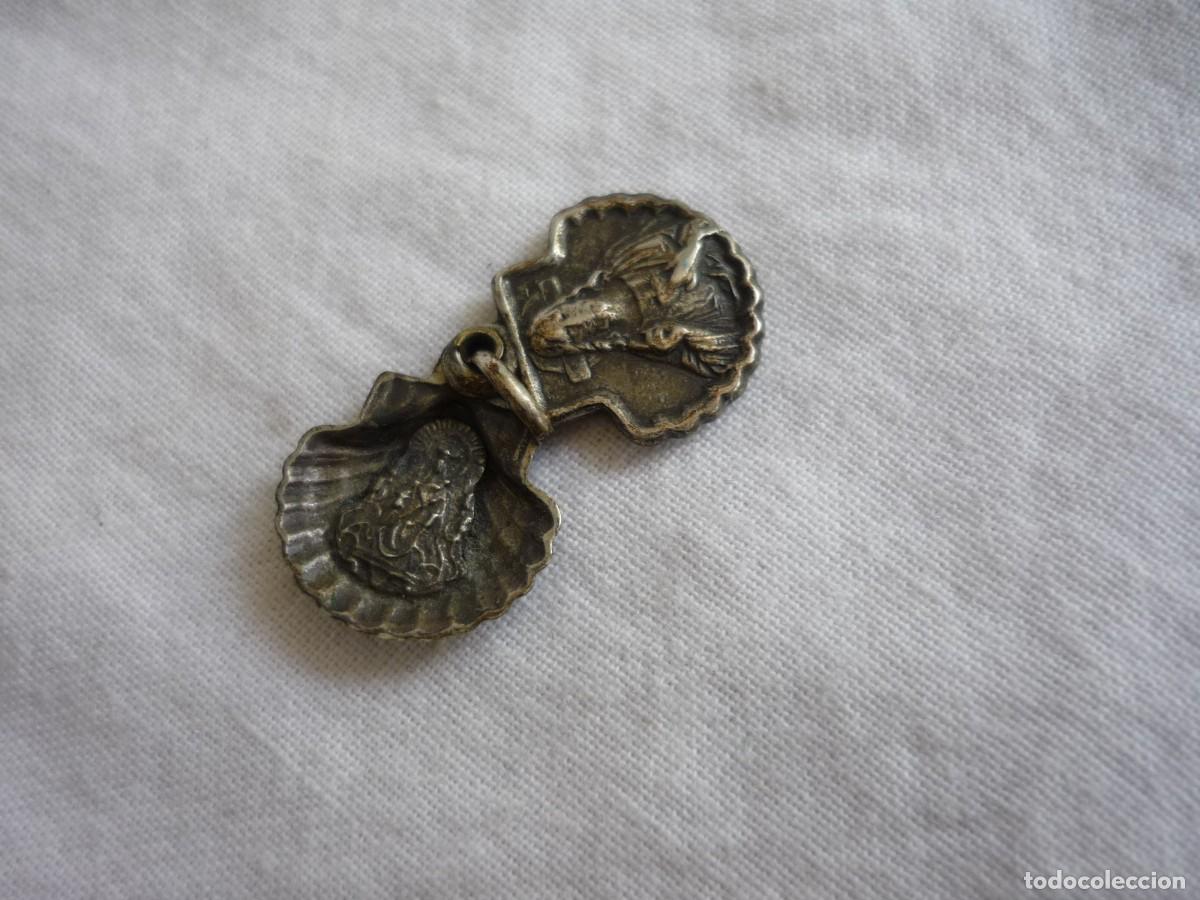 Antig&uuml;edades: 4 medallas religiosas en plata - Foto 5