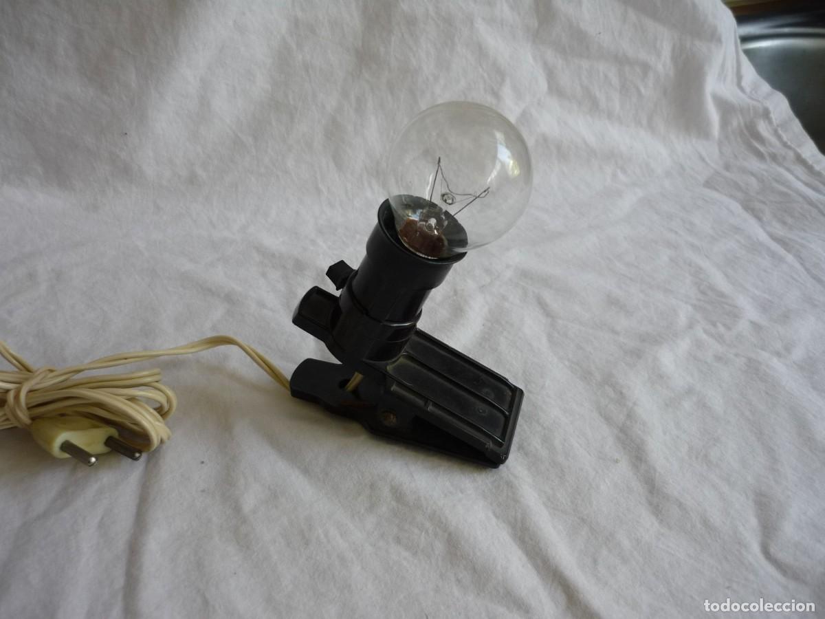 Antig&uuml;edades: L&aacute;mpara de pinza en baquelita con interruptor funcionando - Foto 3