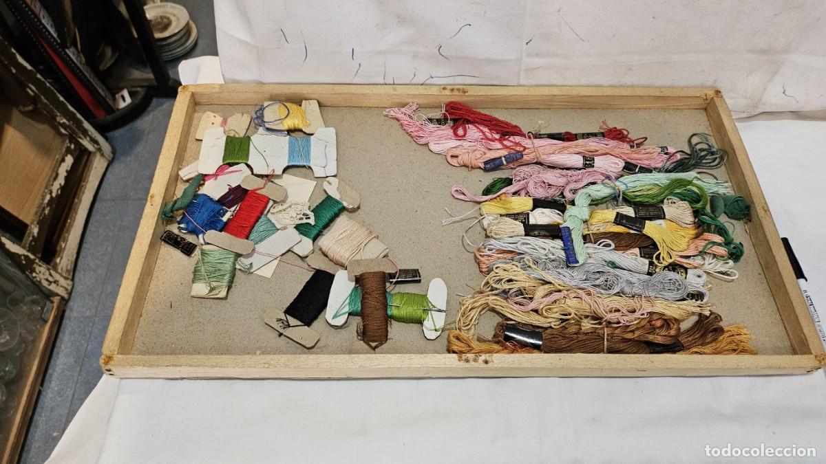 Antig&uuml;edades: hilos antiguos en colores - Foto 1