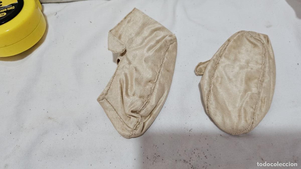 Antig&uuml;edades: patucos antiguos de bebe - Foto 3