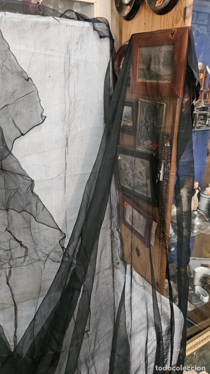 Antig&uuml;edades: velos o mantillas en negro - Foto 3