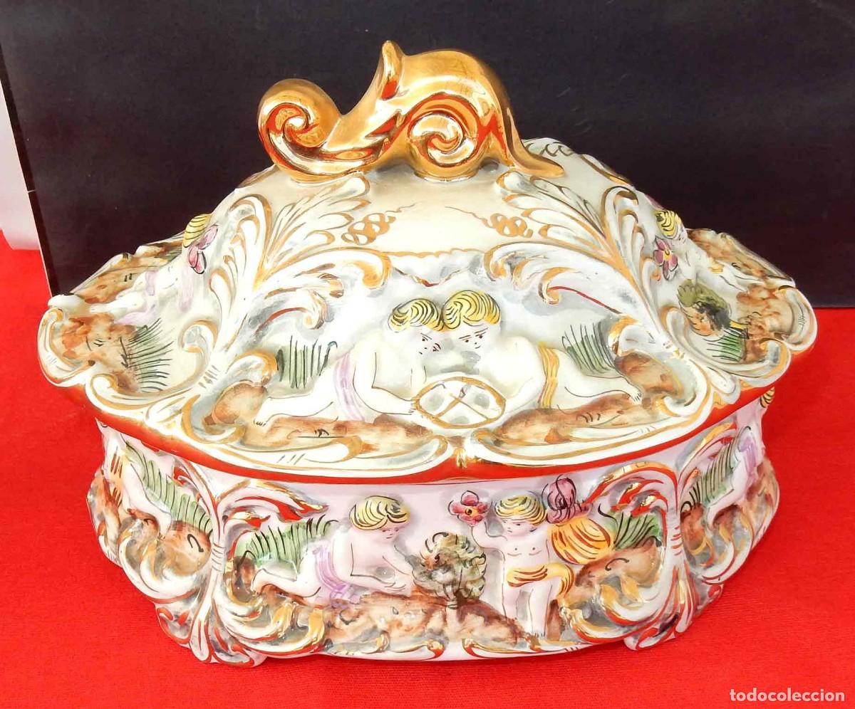 Antig&uuml;edades: Sopera de porcelana de ALCOBACA - 25 cm - Foto 2