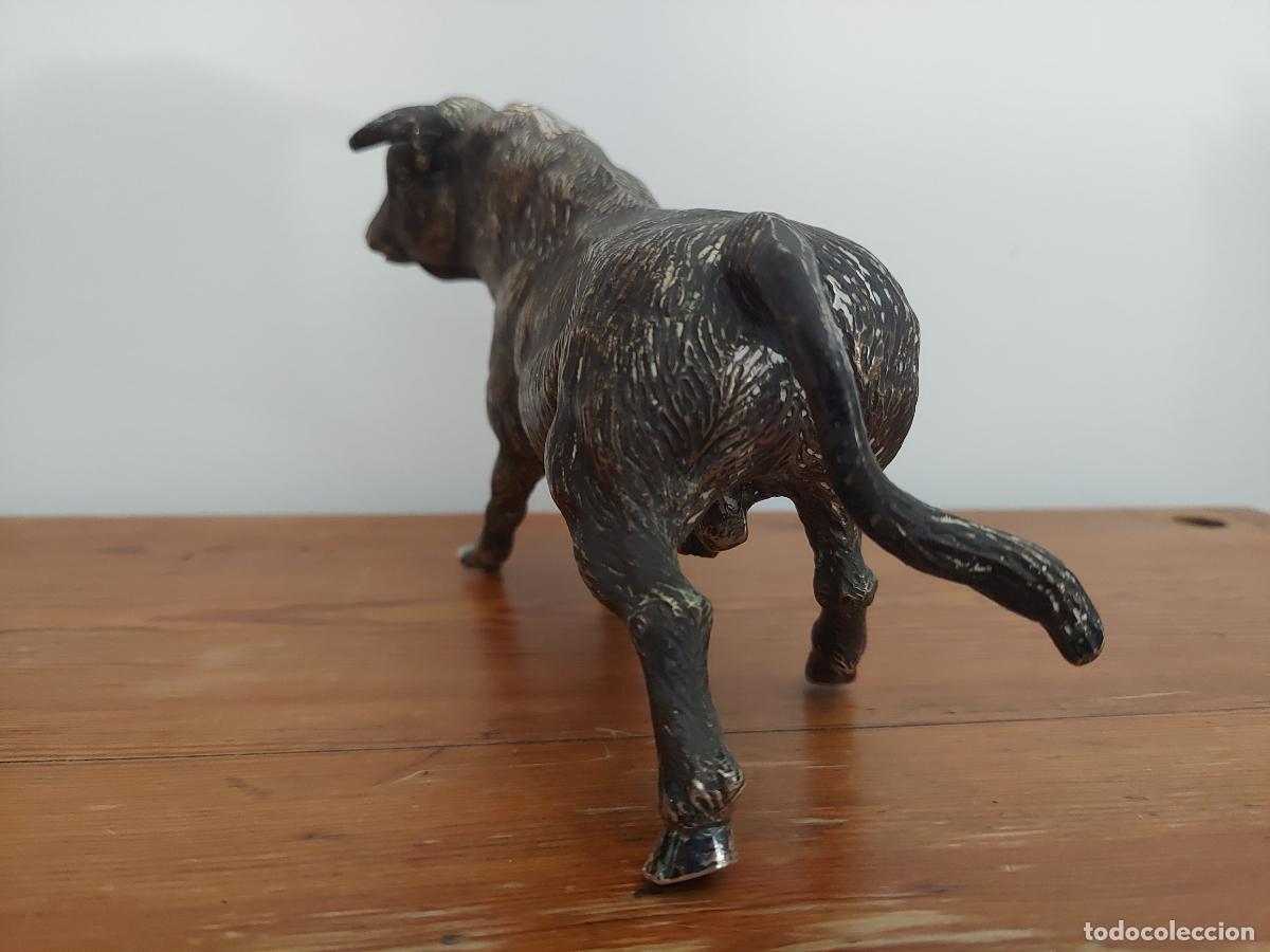 Antig&uuml;edades: Antiguo toro de alpaca plateado - Foto 6