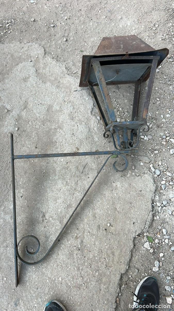 Antig&uuml;edades: FAROL ANTIGUO DE 70 CMS. DE ALTO Y 70 X 70 EL CODO - Foto 1