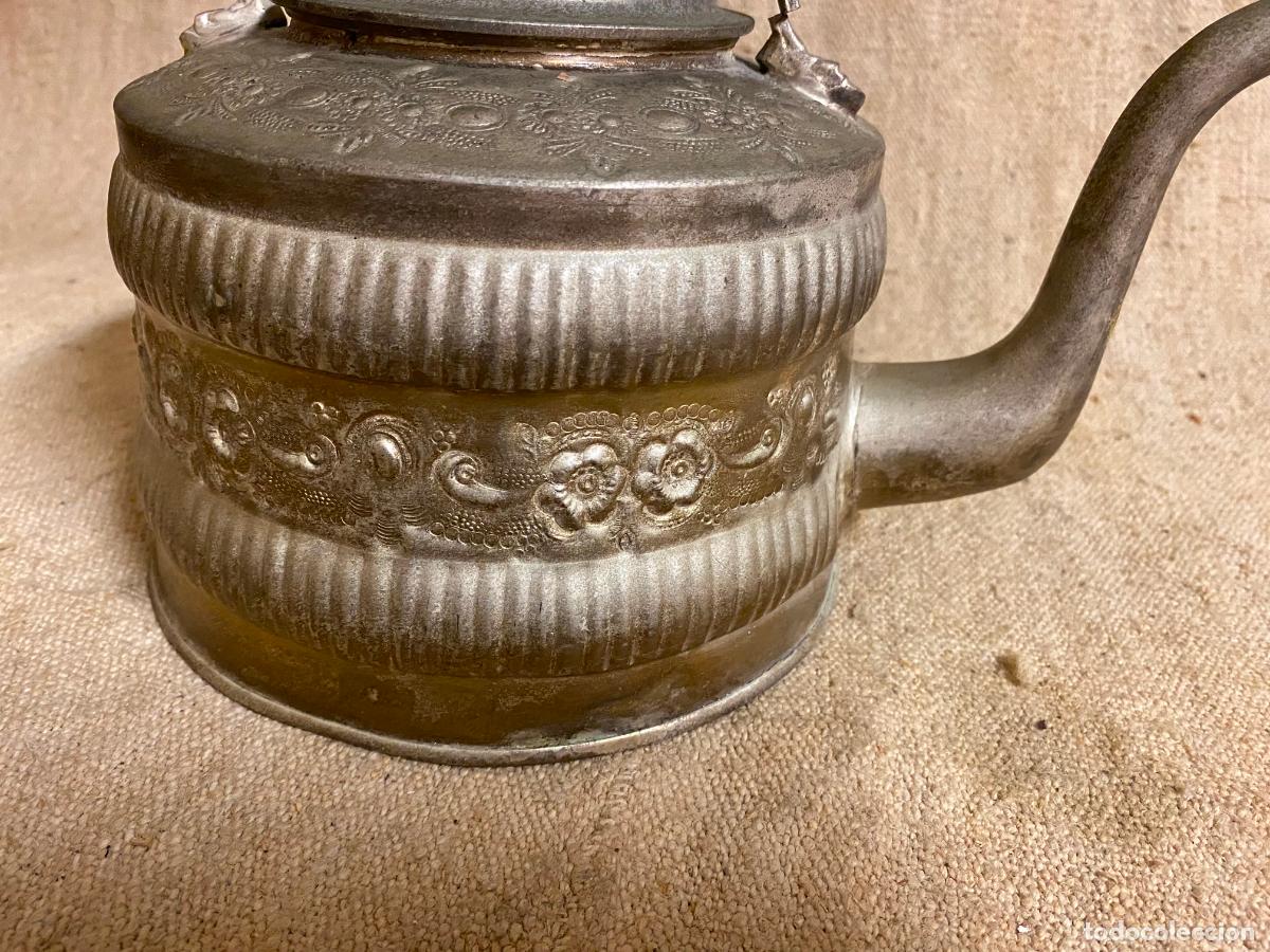 Antig&uuml;edades: tetera de metal plateado - Foto 3