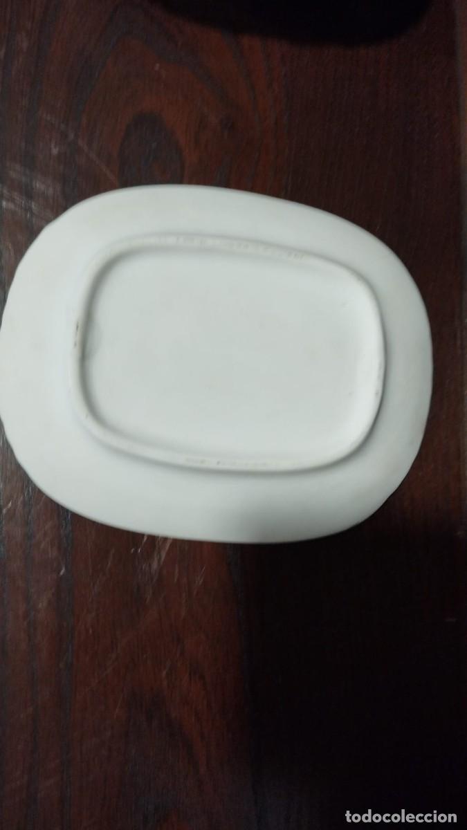 Antig&uuml;edades: SOPERA DE COLECCI&Oacute;N - PORCELANA BISCUIT - Foto 4