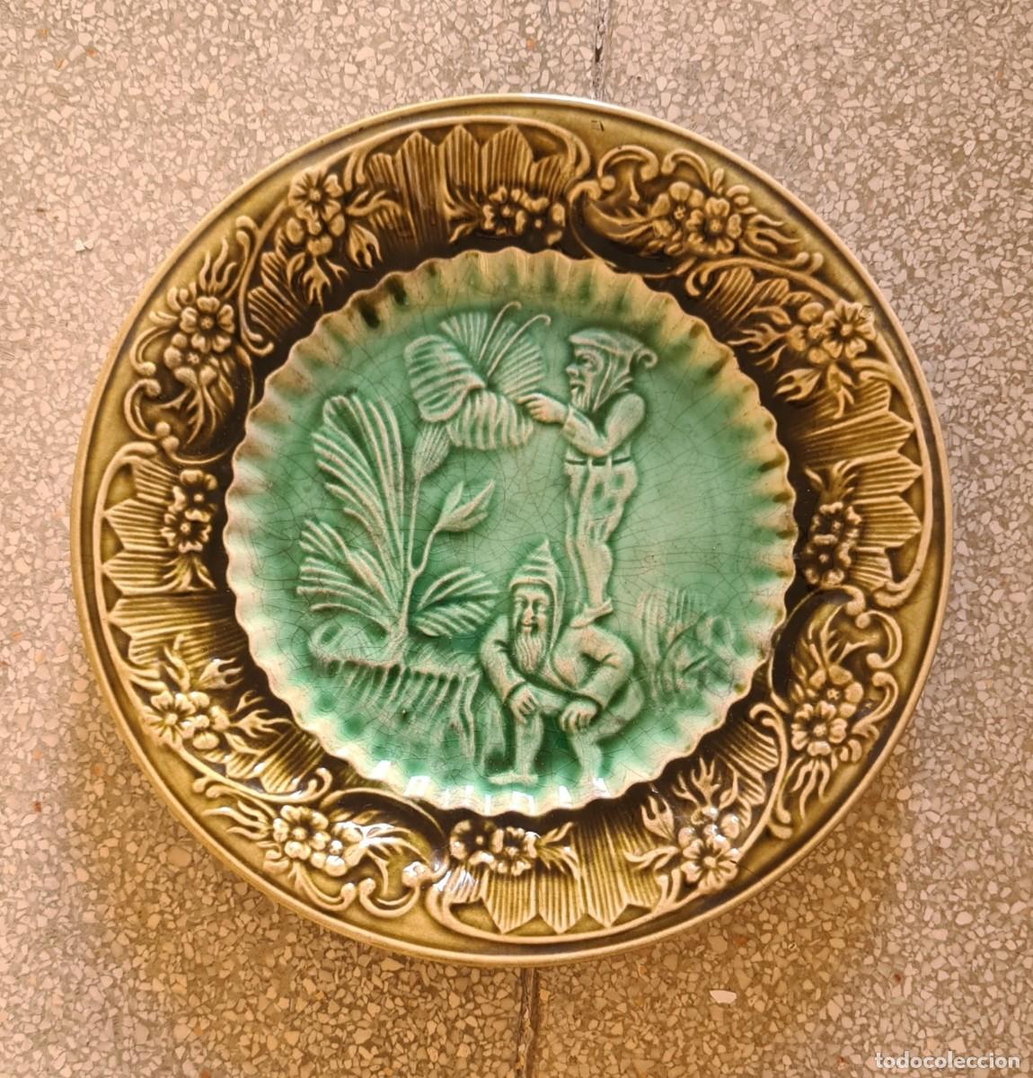 Antig&uuml;edades: Plato esmaltado chino en relieve. 20 cms. - Foto 1