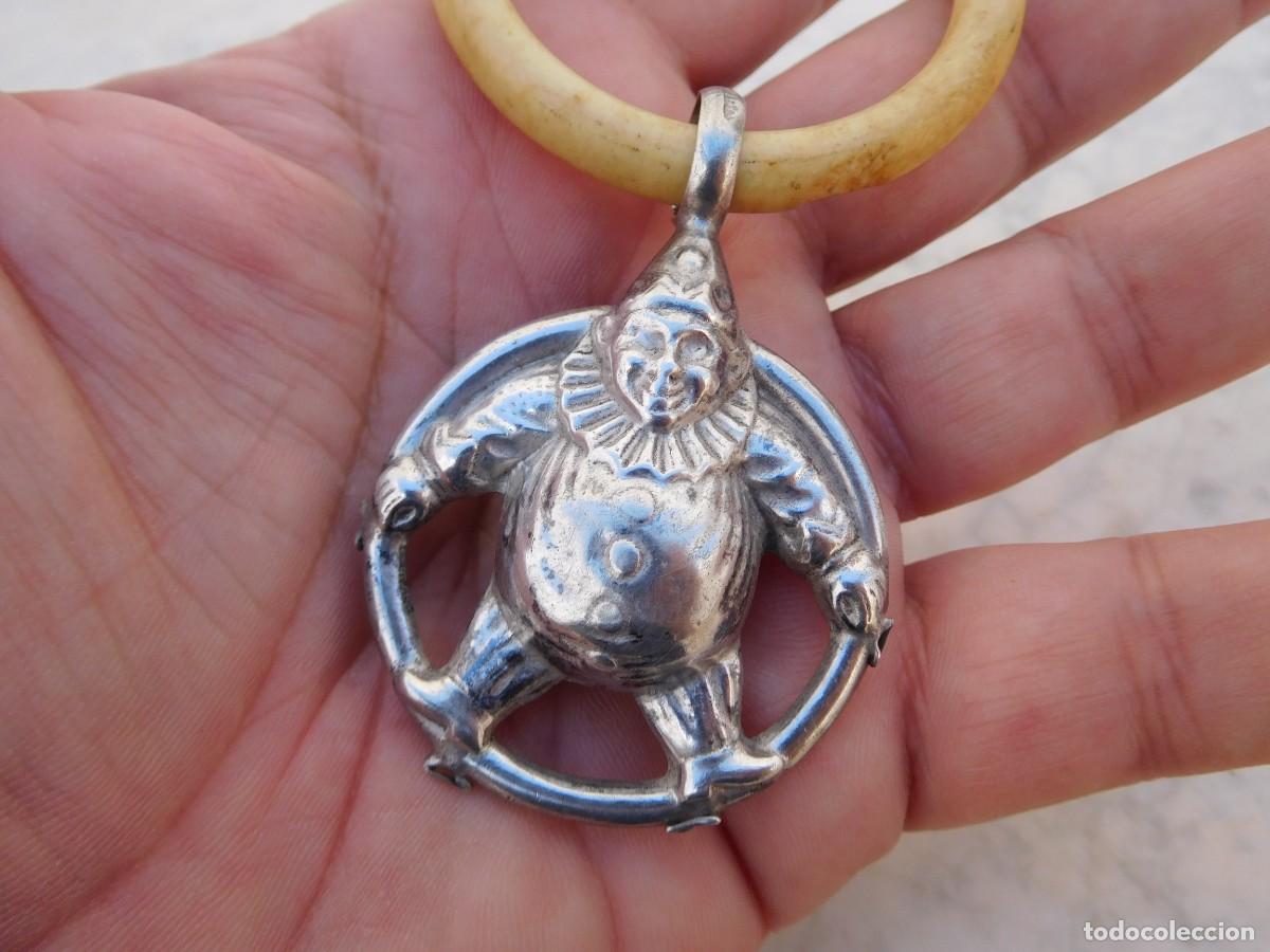 Antig&uuml;edades: Sonajero de plata antiguo - Foto 4