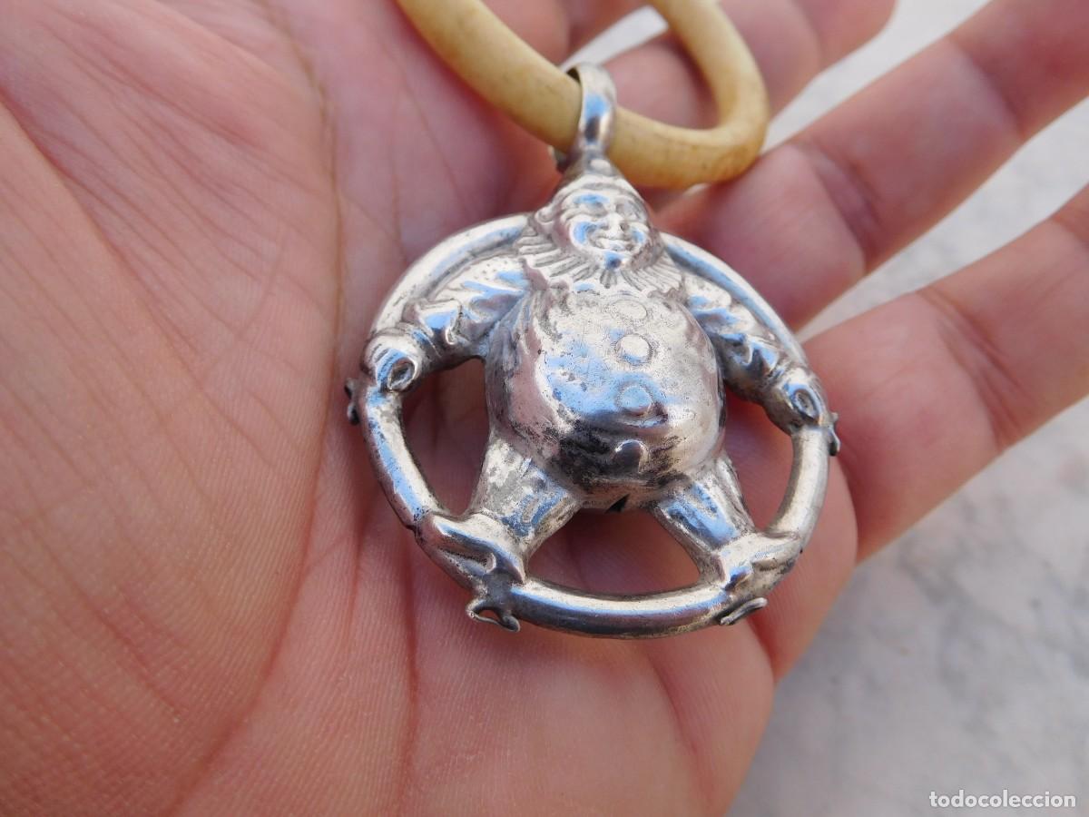 Antig&uuml;edades: Sonajero de plata antiguo - Foto 6