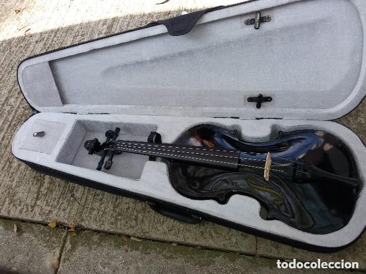 Antig&uuml;edades: violin sin marca, atiendo dudas - Foto 1