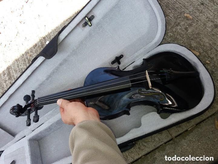 Antig&uuml;edades: violin sin marca, atiendo dudas - Foto 2